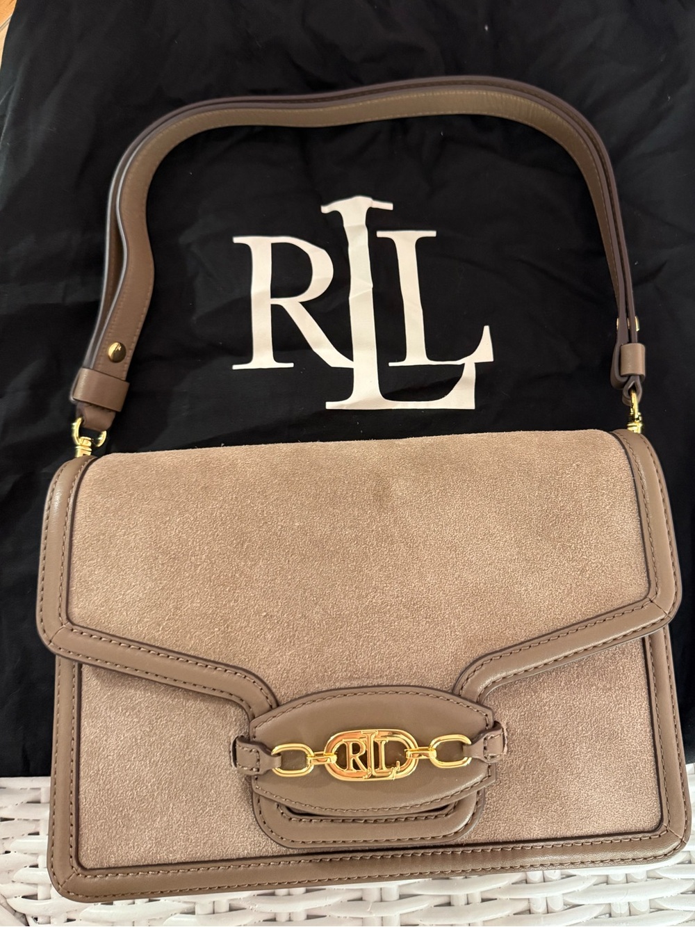 Lauren Ralph Lauren Suede Sydnee Shoulder Chain Bag - Picture 3 of 8